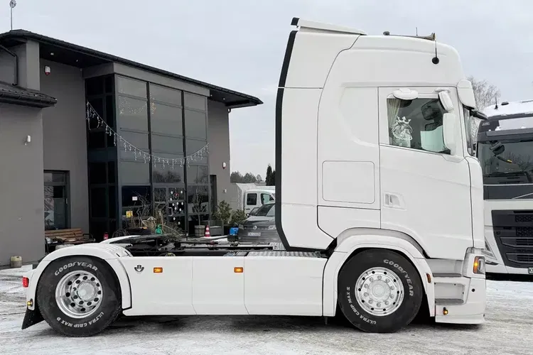 S730 V8 idealny stan 2021 pełna opcja z Niemiec ASO scania na kontrakcie hydraulika zdjęcie 17