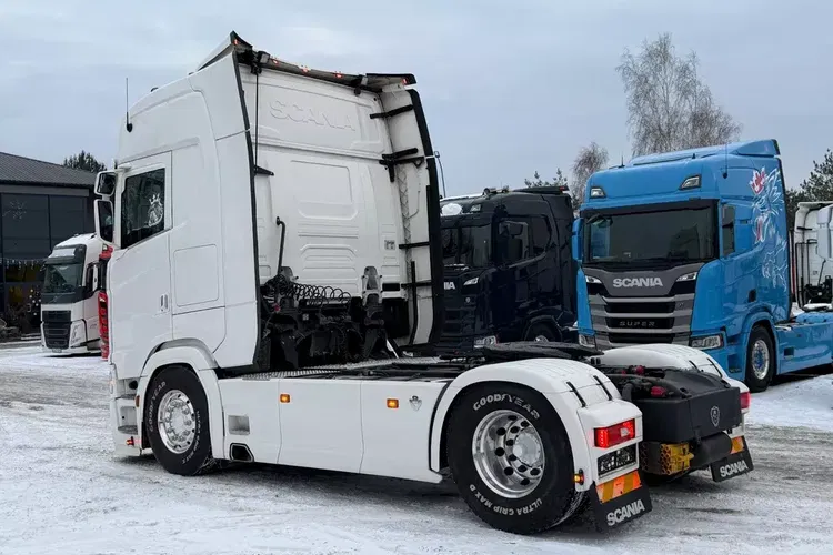 S730 V8 idealny stan 2021 pełna opcja z Niemiec ASO scania na kontrakcie hydraulika zdjęcie 20