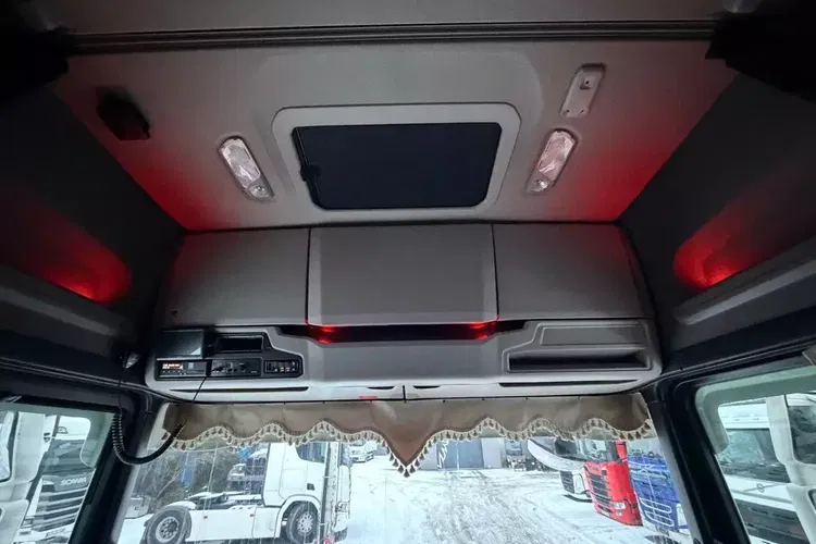 S730 V8 idealny stan 2021 pełna opcja z Niemiec ASO scania na kontrakcie hydraulika zdjęcie 34