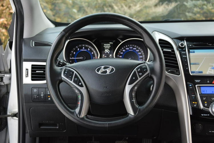 Hyundai i30 Lift Duża Navi Kamera keyless go Klimatronic Ledy Parktronic Aso zdjęcie 22