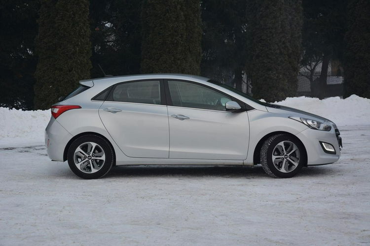 Hyundai i30 Lift Duża Navi Kamera keyless go Klimatronic Ledy Parktronic Aso zdjęcie 4
