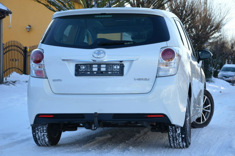 Toyota Verso Zarejestrowana 1.6i 132KM Serwis Panorama Navi Kamera zdjęcie 5