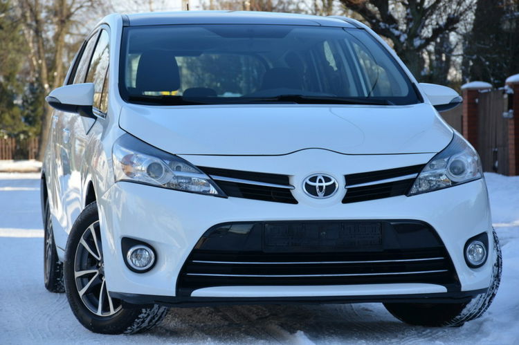 Toyota Verso Zarejestrowana 1.6i 132KM Serwis Panorama Navi Kamera zdjęcie 9