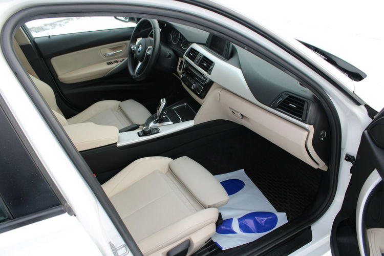 BMW 318 Salon Polska Automat Gwarancja LED zdjęcie 27