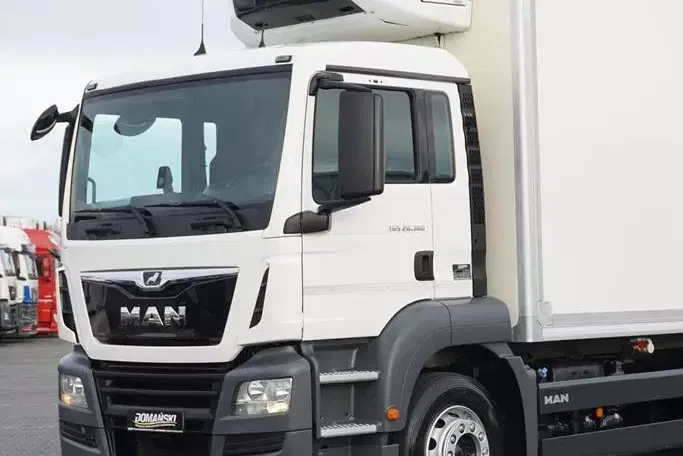 MAN TGS / 26.360 / EURO 6 / CHŁODNIA + WINDA / 20 PALET zdjęcie 21
