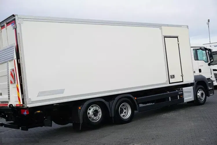 MAN TGS / 26.360 / EURO 6 / CHŁODNIA + WINDA / 20 PALET zdjęcie 31