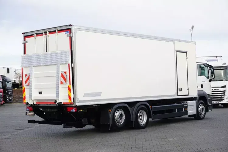 MAN TGS / 26.360 / EURO 6 / CHŁODNIA + WINDA / 20 PALET zdjęcie 5