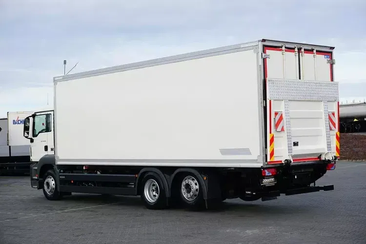 MAN TGS / 26.360 / EURO 6 / CHŁODNIA + WINDA / 20 PALET zdjęcie 6