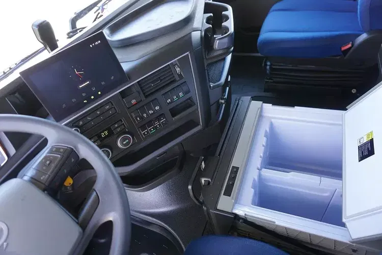 Volvo / FH / 500 / I – SAVE / XL / EURO 6 / ACC / I -COOL / NOWY MODEL zdjęcie 9