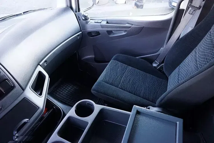 Mercedes ATEGO / 1223 / ACC / EURO 6 / CHŁODNIA + WINDA / MULTITEMPERATURA zdjęcie 22