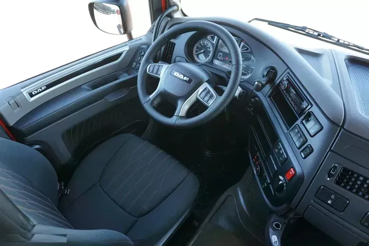 DAF 106 / 480 / EURO 6 / ACC / SPACE CAB / MAŁY PRZEBIEG zdjęcie 13