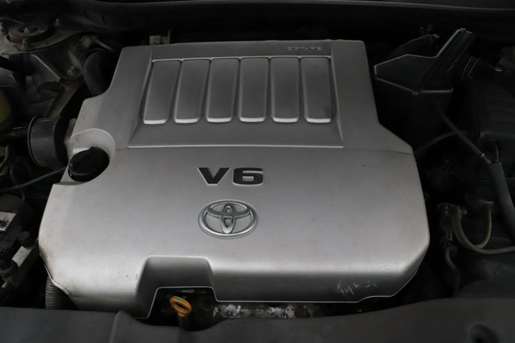 Toyota Camry AUTOMAT, alu, klima, zarejestrowany zdjęcie 10