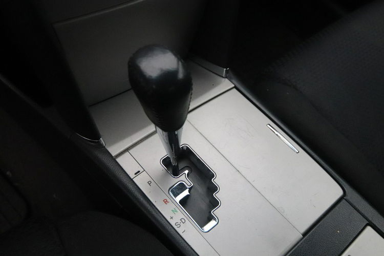Toyota Camry AUTOMAT, alu, klima, zarejestrowany zdjęcie 15
