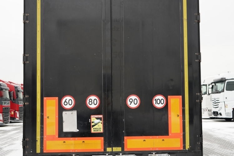 Wielton FIRANKA / MEGA / OŚ PODNOSZONA / DACH PODNOSZONY  zdjęcie 12