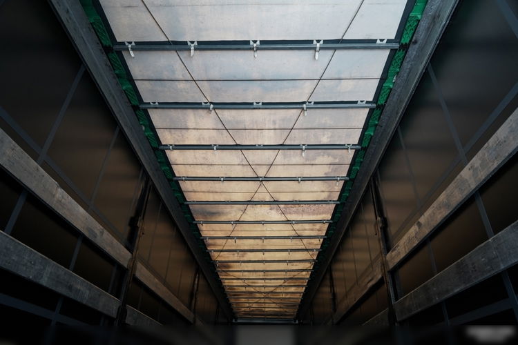 Wielton FIRANKA / MEGA / OŚ PODNOSZONA / DACH PODNOSZONY  zdjęcie 18