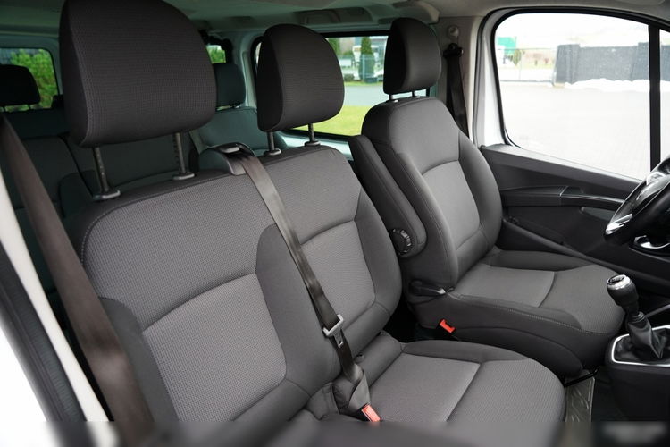 Renault TRAFIC III / BUS / 9 MIEJSC / PIERWSZY WŁAŚCICIEL / POLSKI SALON / 2022 ROK / zdjęcie 40