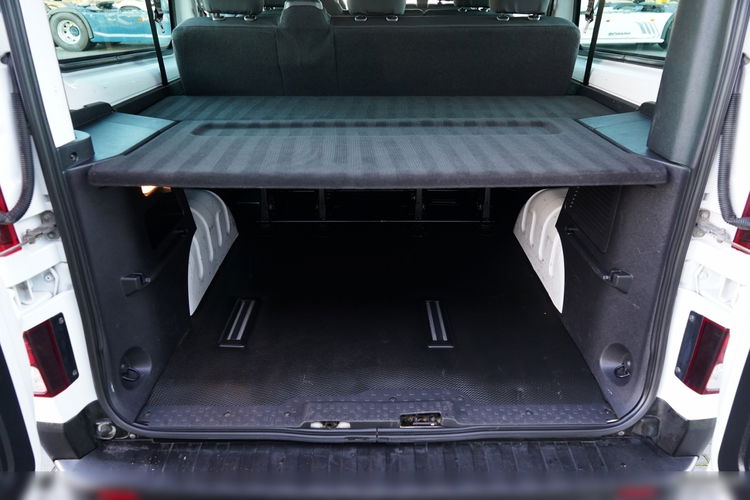 Renault TRAFIC III / BUS / 9 MIEJSC / PIERWSZY WŁAŚCICIEL / POLSKI SALON / 2022 ROK / zdjęcie 24