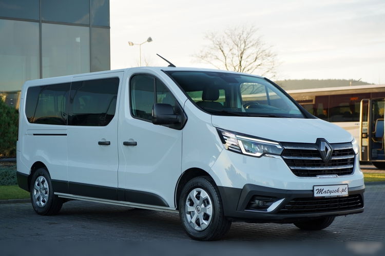Renault TRAFIC III / BUS / 9 MIEJSC / PIERWSZY WŁAŚCICIEL / POLSKI SALON / 2022 ROK / zdjęcie 2