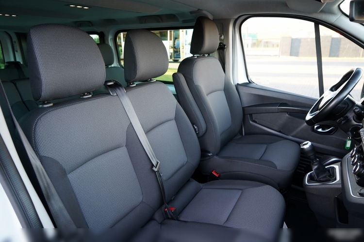 Renault TRAFIC III / BUS / 9 MIEJSC / PIERWSZY WŁAŚCICIEL / POLSKI SALON / 2022 ROK / zdjęcie 37