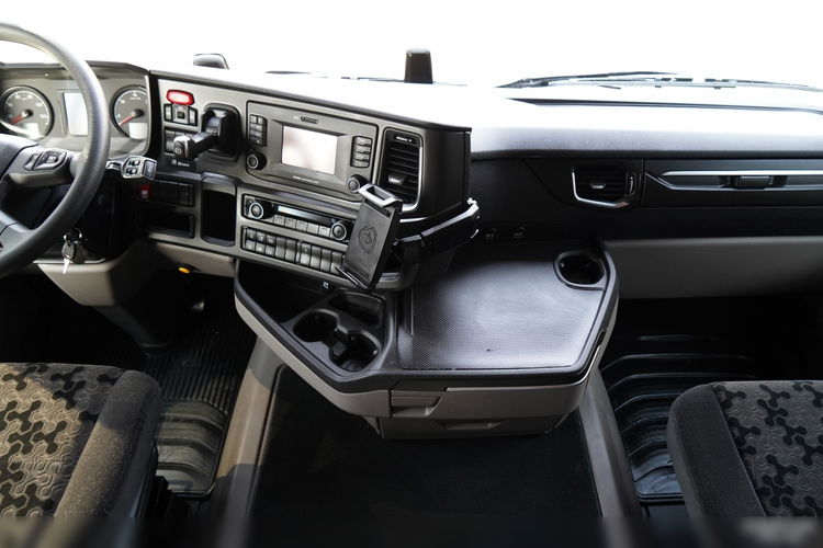 Scania R 450 / RETARDER / PEŁNY ADR / KLIMA POSTOJOWA / ALUFELGI / 2022 ROK / zdjęcie 29