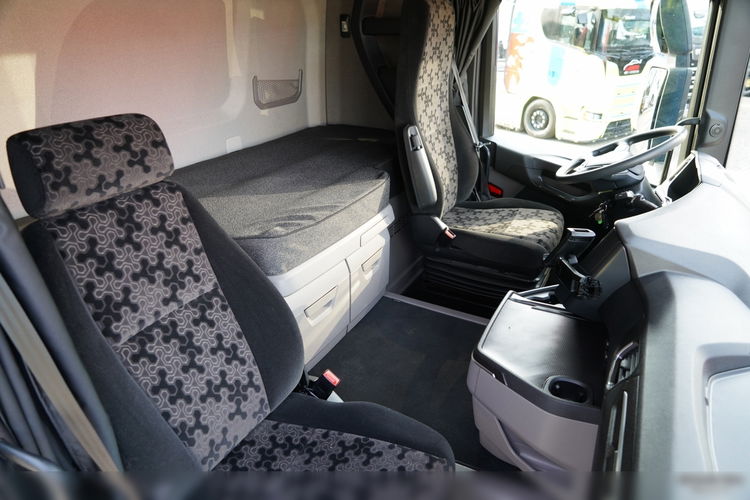 Scania R 450 / RETARDER / PEŁNY ADR / KLIMA POSTOJOWA / ALUFELGI / 2022 ROK / zdjęcie 33