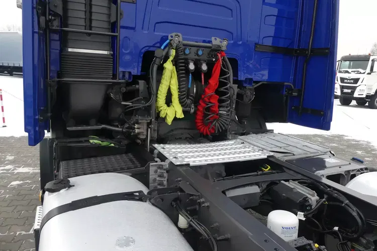 Volvo FH4 460 / EURO 6 / AUTOMAT / I -SHIFT / 5 SZTUK / zdjęcie 14