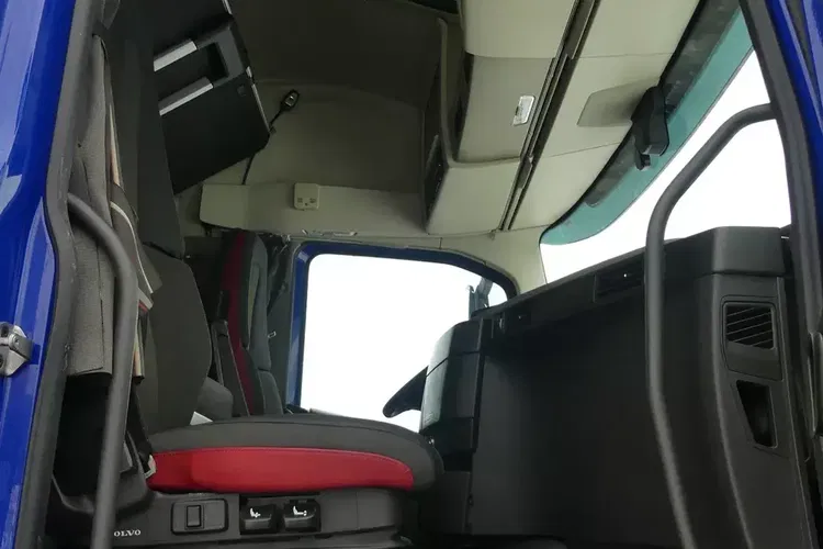 Volvo FH4 460 / EURO 6 / AUTOMAT / I -SHIFT / 5 SZTUK / zdjęcie 22