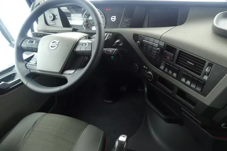 Volvo FH4 460 / EURO 6 / AUTOMAT / I -SHIFT / 5 SZTUK / zdjęcie 27