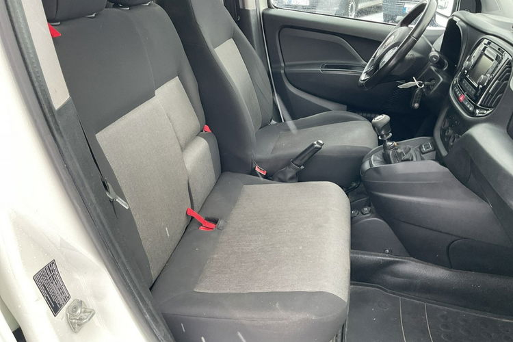 Fiat Doblo 1.4Tjet 120KM 2018 r z Nowym LPG przebieg 61 tys km Kamera Cofania zdjęcie 11