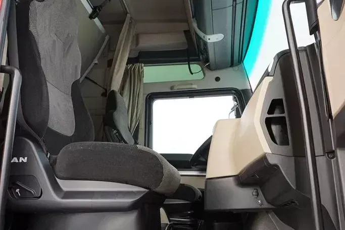 MAN TGX / 18.470 / ACC / EURO 6 / XXL / RETARDER zdjęcie 8