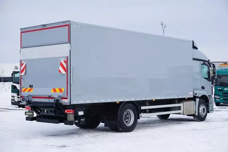 Mercedes ACTROS / 1830 / E 6 / MP 5 / KONTENER + WINDA / 18 PALET zdjęcie 5