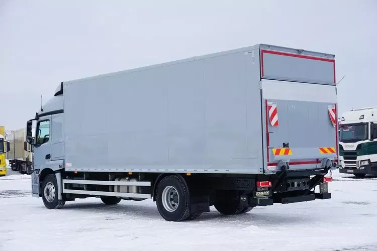 Mercedes ACTROS / 1830 / E 6 / MP 5 / KONTENER + WINDA / 18 PALET zdjęcie 6
