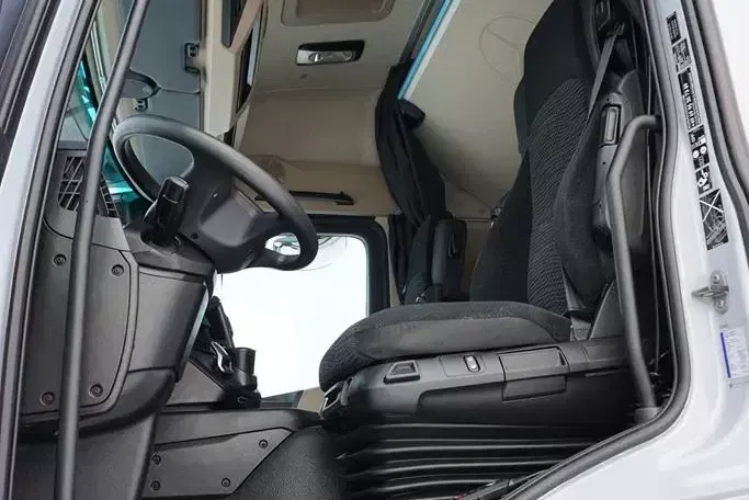 Mercedes ACTROS / 1830 / E 6 / MP 5 / KONTENER + WINDA / 18 PALET zdjęcie 7