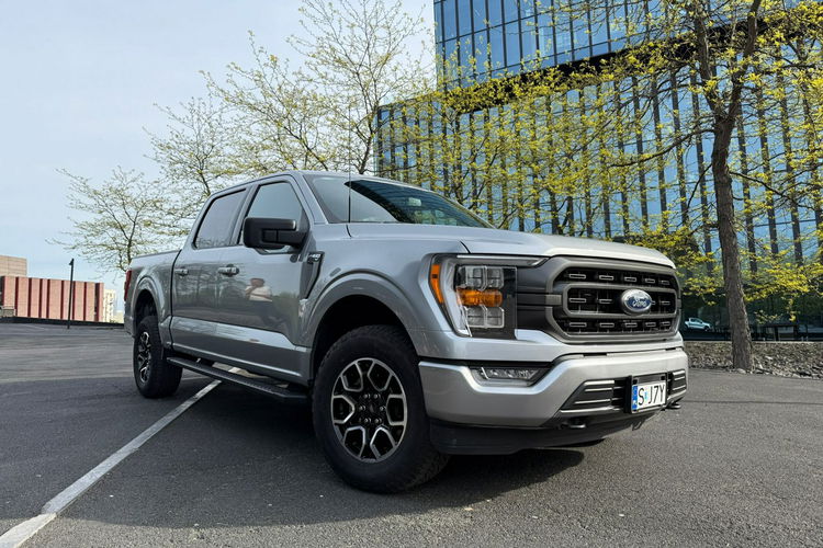 Ford F150 XLT SuperCrew / Sport 4x4 / 5.0 V8 390KM / 2023r / 2.900km przebieg FV zdjęcie 1