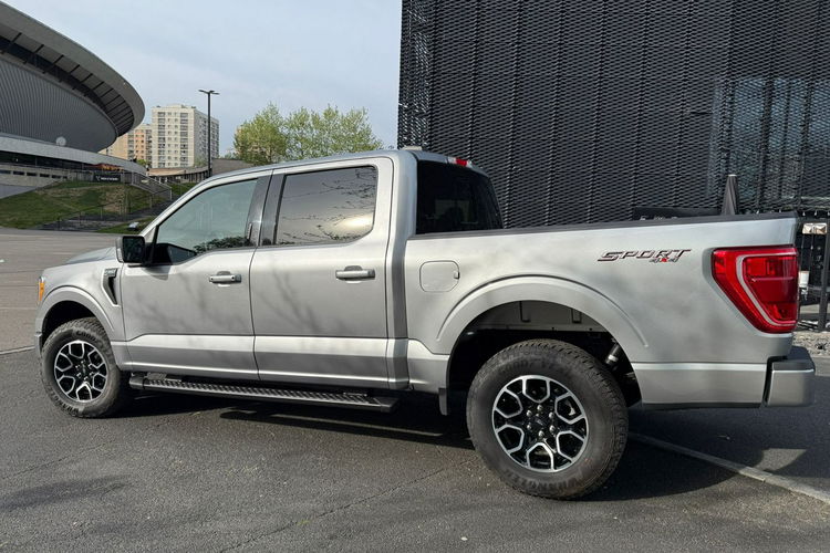 Ford F150 XLT SuperCrew / Sport 4x4 / 5.0 V8 390KM / 2023r / 2.900km przebieg FV zdjęcie 2