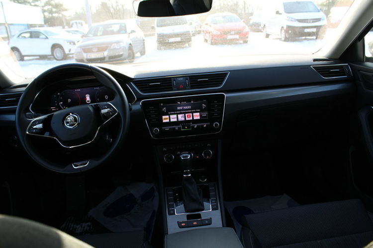 Skoda Superb Style DSG Kamera Gwarancja G.Fotele zdjęcie 16