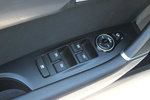 Hyundai i40 F-VAT netto 42195 PLN Gwarancja Comfort Grzane fotele Kamera zdjęcie 16