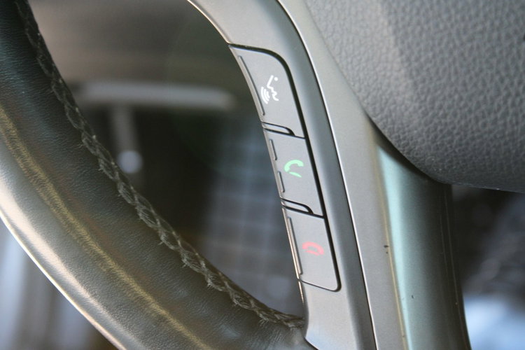 Hyundai i40 F-VAT netto 43 821 PLN Gwarancja Comfort Grzane fotele Kamera zdjęcie 21