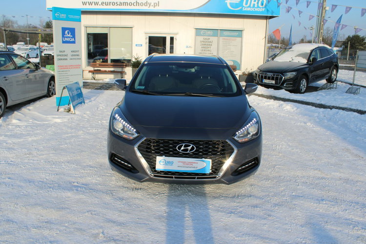 Hyundai i40 F-VAT netto 43 821 PLN Gwarancja Comfort Grzane fotele Kamera zdjęcie 2