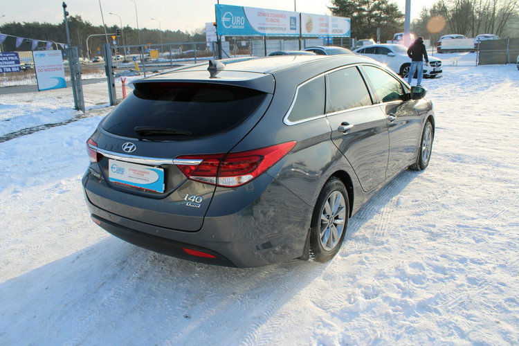 Hyundai i40 F-VAT netto 43 821 PLN Gwarancja Comfort Grzane fotele Kamera zdjęcie 5