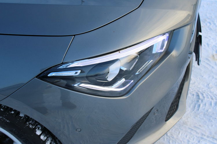 Mercedes CLA 200 Kamera Ambiente Gwarancja MAŁY PRZEBIEG zdjęcie 30