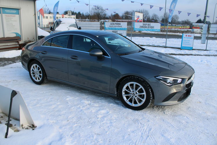 Mercedes CLA 200 Kamera Ambiente Gwarancja MAŁY PRZEBIEG zdjęcie 4