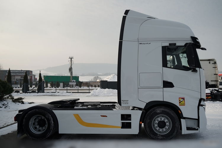 Iveco XWAY / 510 / RETARDER / KLIMA POSTOJOWA zdjęcie 9