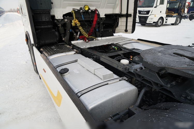 Iveco XWAY / 510 / RETARDER / KLIMA POSTOJOWA zdjęcie 13