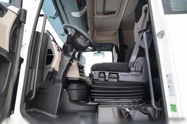 MAN TGX 18.500 / HYDRAULIKA / RETARDER / WYSOKO ZAWIESZONY / ALUFELGI / XLX zdjęcie 24