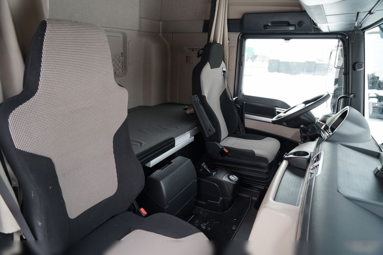 MAN TGX 18.500 / HYDRAULIKA / RETARDER / WYSOKO ZAWIESZONY / ALUFELGI / XLX zdjęcie 35