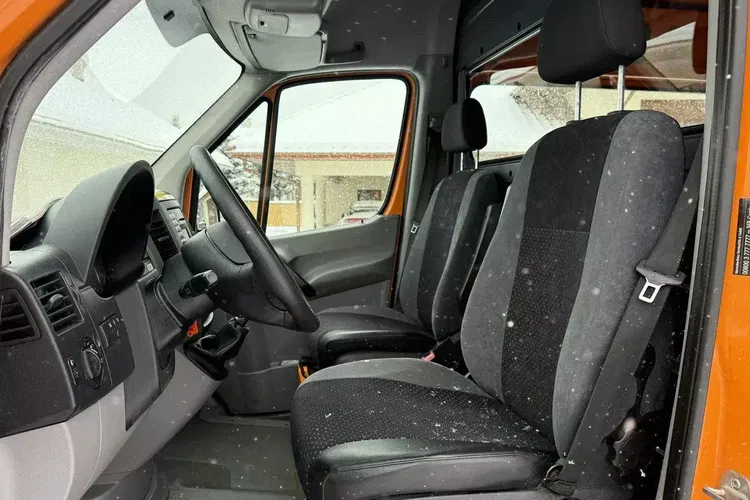 Mercedes Sprinter zdjęcie 14