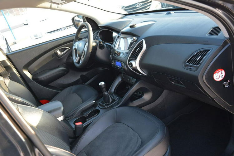 Hyundai ix35 Premium Keyless go Skóry Navi Kamera Parktronic Hak ASO z Niemiec zdjęcie 14