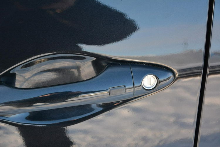 Hyundai ix35 Premium Keyless go Skóry Navi Kamera Parktronic Hak ASO z Niemiec zdjęcie 18