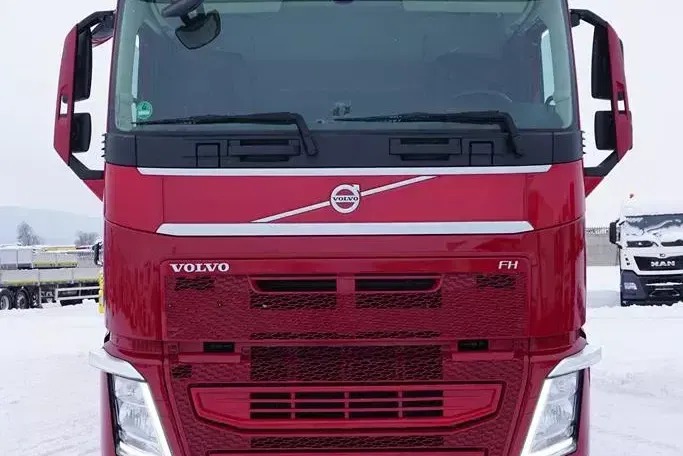 Volvo FH / 460 / EURO 6 / ZESTAW PRZESTRZENNY + WINDA / OŚ SKRĘTNA zdjęcie 15